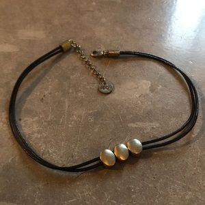 Choker leather and silver necklace